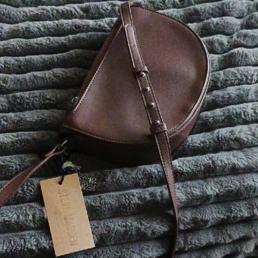 Steve Madden Brown Crossbody Saddle Bag - Picture 8 of 8